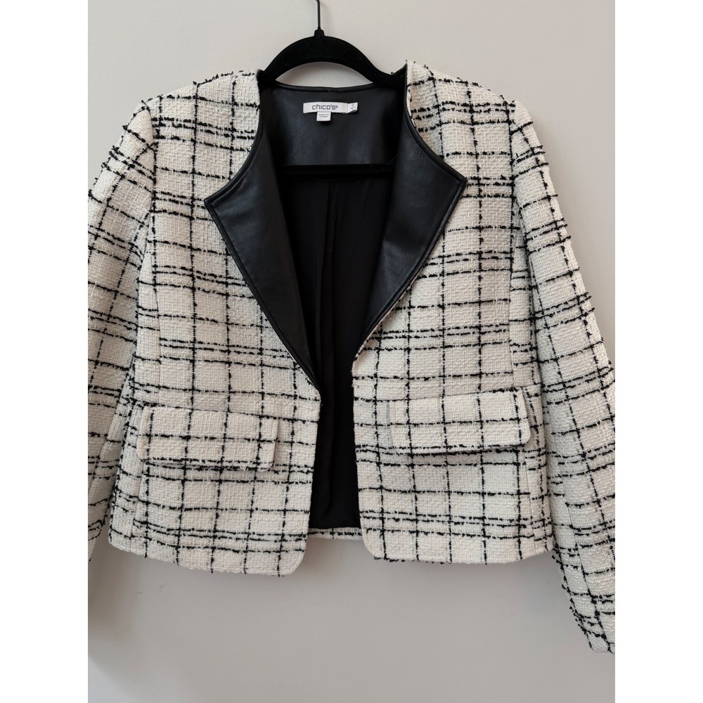 Chico's Plaid Tweed Cropped Blazer Size 4 Black Lapel Gold Fleck